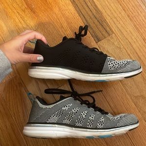 APL techloom pro- silver black and blue - black laces - only worn a few times